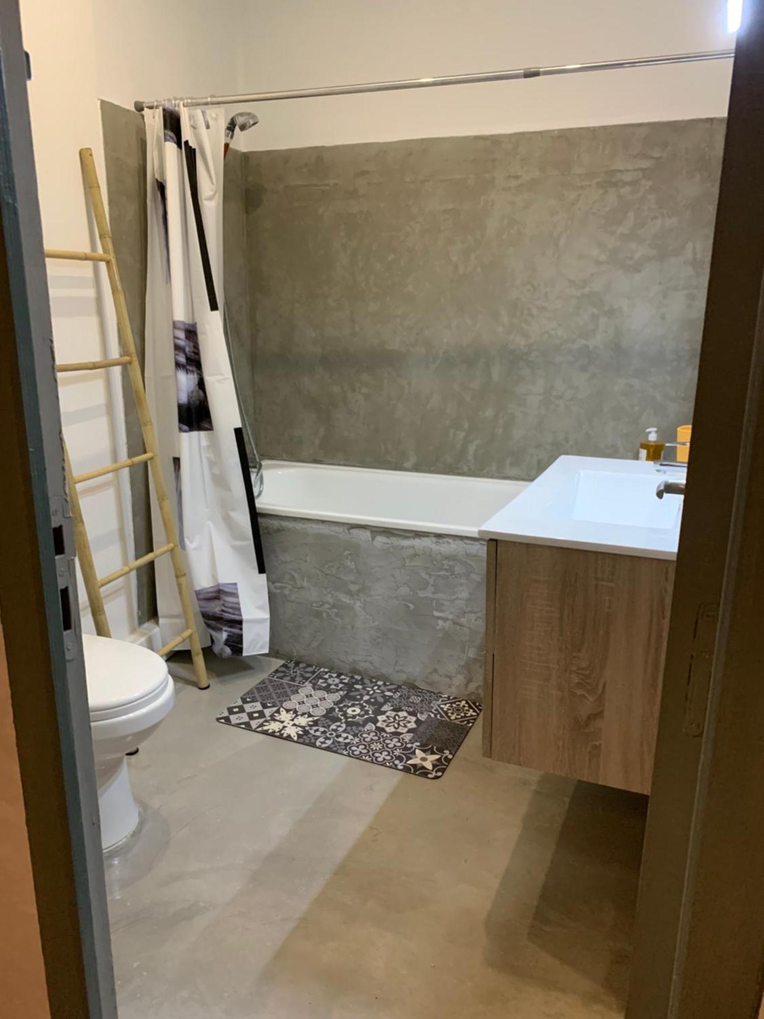 Appartement Joli T2 Avec Grande Terrasse Centre *
